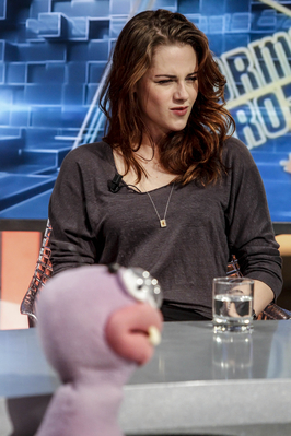  Kristen appears on Spanish TV 显示 "El Hormiguero" {15/11/12}.