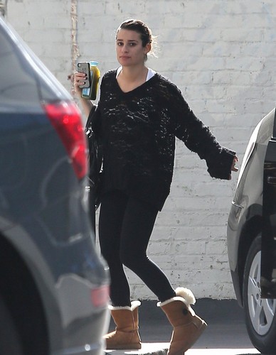  Lea Arrives At The Studio - November 14, 2012