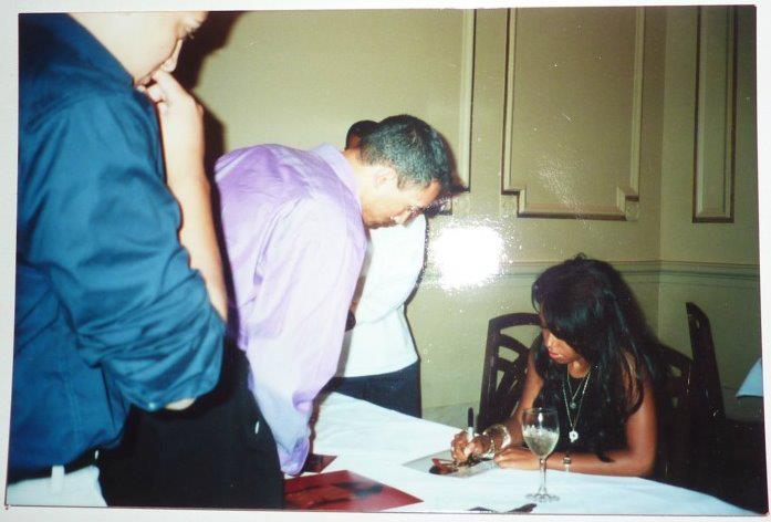  Aaliyah Album Signing 2001 at B.Smith's at Union Station in Washington DC *RARE*