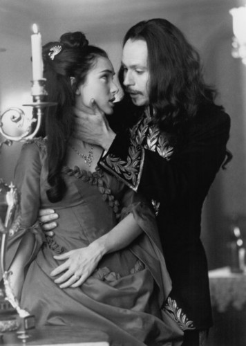  Mina and Dracula