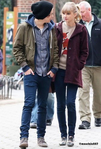  Harry Styles & Taylor সত্বর NYC, 2012