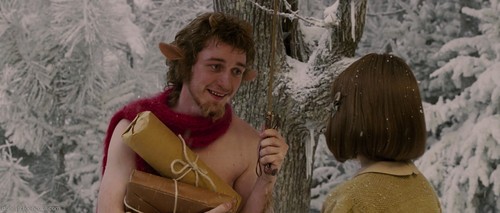 15 Pictures of Lucy Pevensie and Mr. Tumnus