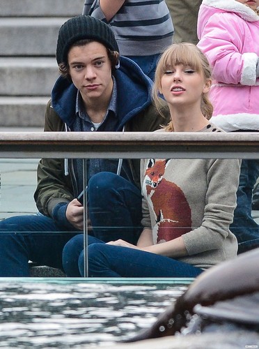  Harry, Tayor and Baby Lux in NYC //12//02//12