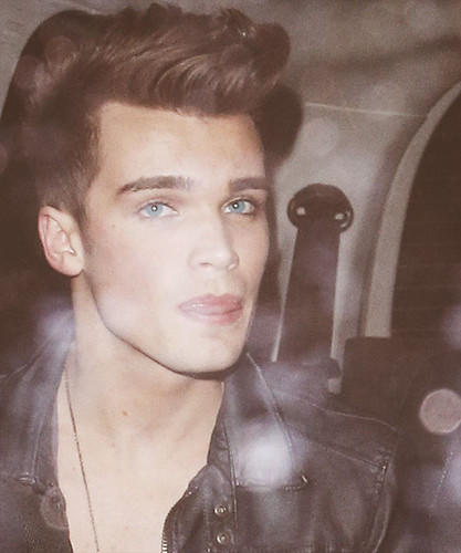  Josh Eyes "Perfect In Every Way" :) 100% Real ♥