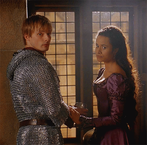  The Hallowed Duo: Arthur and Guinevere Pendragon