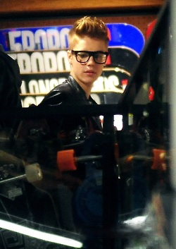 justin in NYC <333