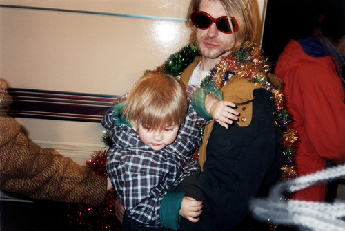  Kurt Cobain >