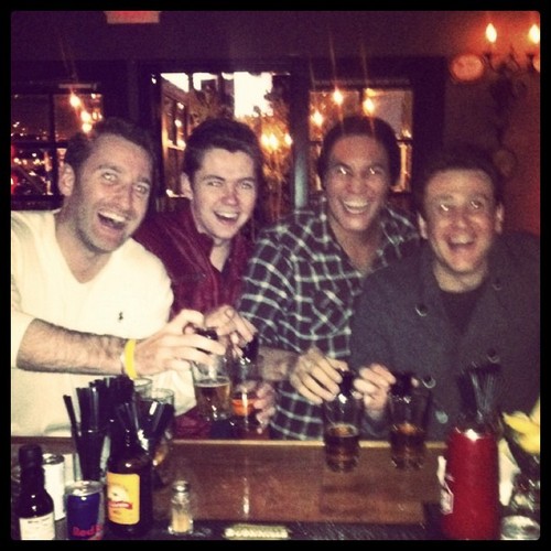  Damian, Paul & Bryce having drinks with Jason Segal
