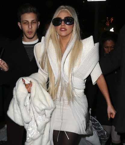  Gaga out in NYC (Dec. 14)