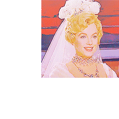  Marilyn as Elsie