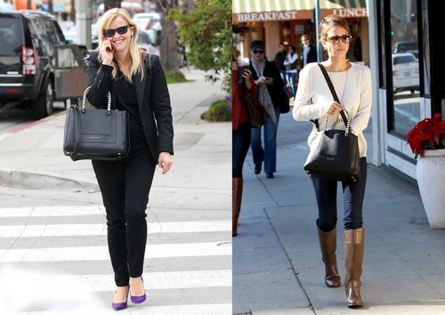  Reese Witherspoon and Jessica Alba with same bag