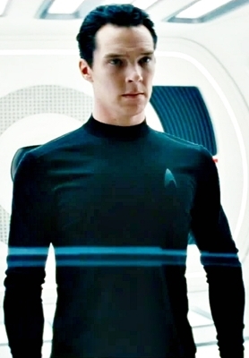  Benedict Cumberbatch In तारा, स्टार Trek