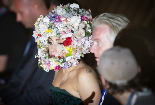 Lady Gaga লন্ডন Fashion Week Spring-Summer 2013
