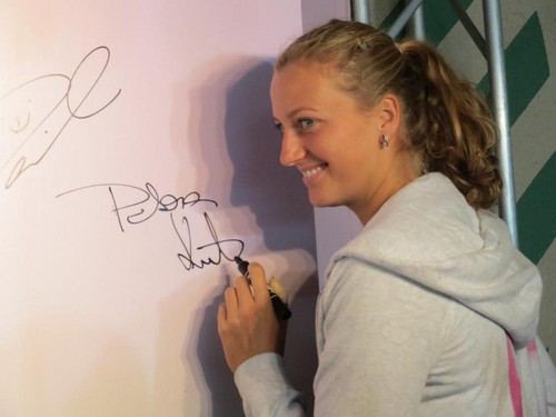 Petra Kvitova autograph