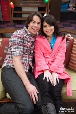  Spencer & Carly