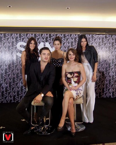  Leighton  at Siam Center Grand Opening Event
