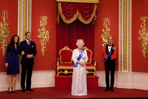  皇后乐队 Elizabeth II _madame tussauds