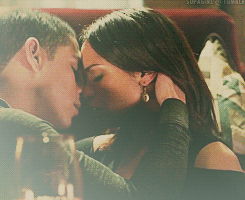  1x11 Peter and Gabriela
