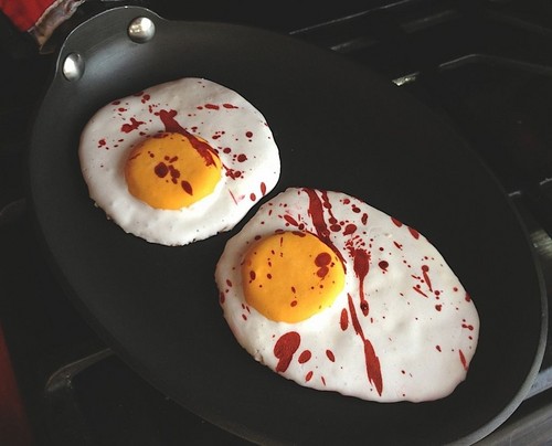  Blood Spatter Egg kuki, vidakuzi