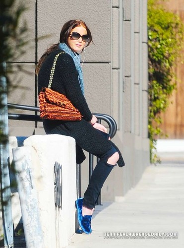  Jennifer Lawrence in Los Angeles (January 7)