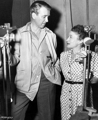  Jimmy Stewart & Thelma Ritter
