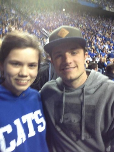  Josh with a Фан at the UK game tonight