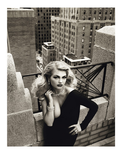  Kate Upton for "VOGUE/ Italy" - (November 2012)
