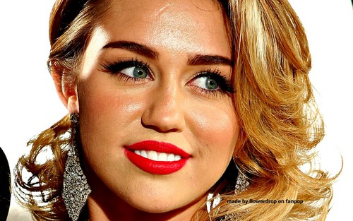  Miley karatasi la kupamba ukuta ❤