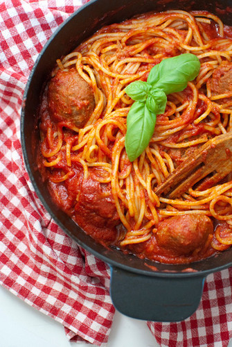 spageti dan bakso, spaghetti dan bakso