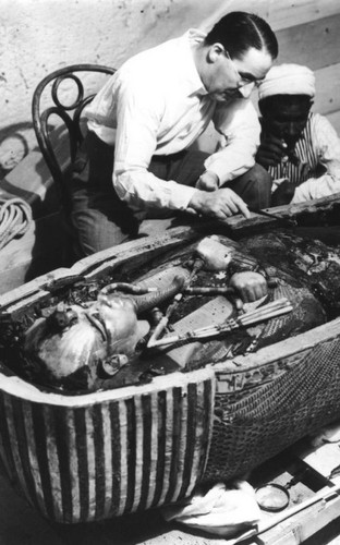 Uncovering King Tut's Mummy 