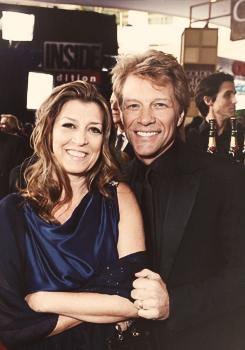  ★ Jon & Dorothea ~January 13, 2013 70th ann. Golden Globes ﻿☆