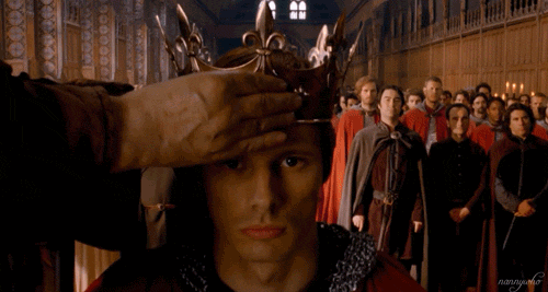  Crowned (2) Arthur Pendragon