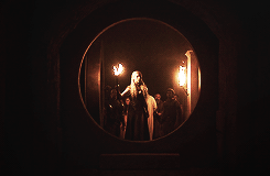  Daenerys Targaryen + the l’espace
