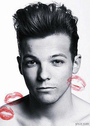  Louis---Let me kiss u