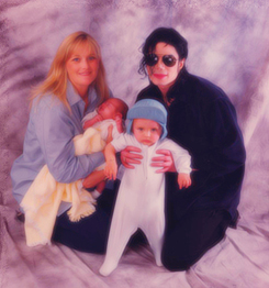  Michael, Debbie, Prince & Paris (family)