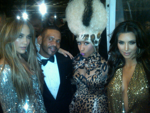  Nicki Minaj, Kim Kardashian, Jennifer Lopez [2011]