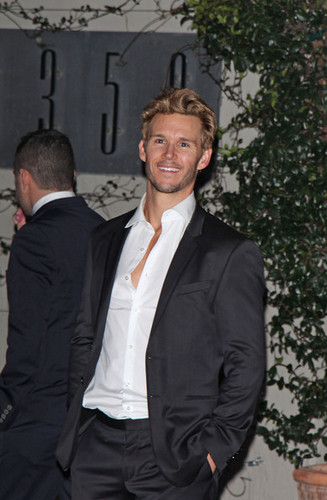  Ryan Kwanten leaving the Golden Globes after party