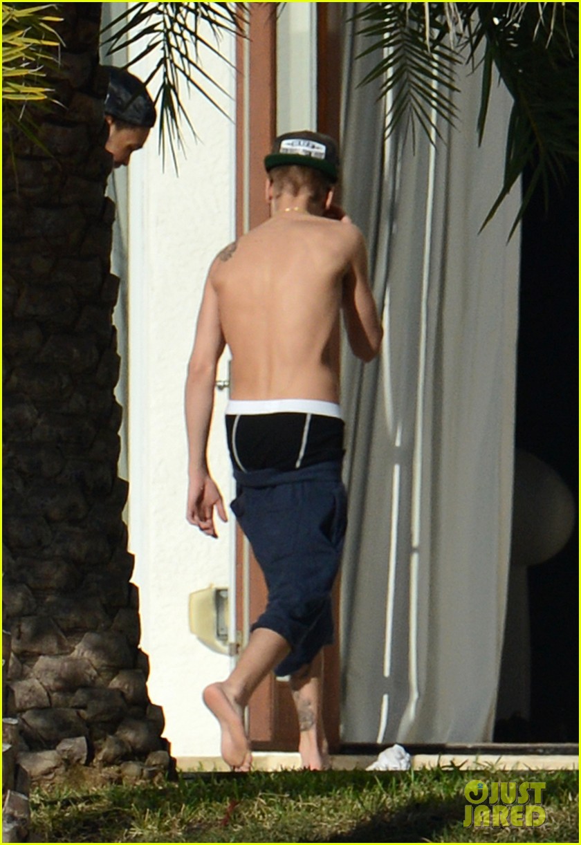 Justin Bieber 28 January 2013 at 6:14 PMJustin Bieber: Shirtless ...