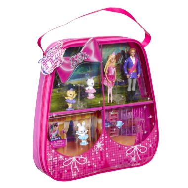  芭比娃娃 in the 粉, 粉色 shoes-gift set 由 Mattel