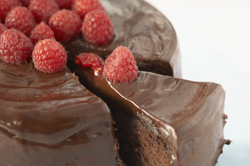 CHOCOLATE CAKE YUM!