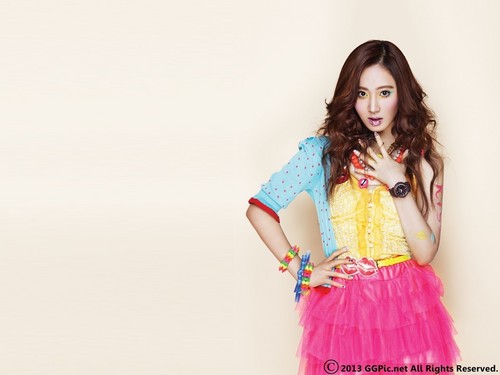  Girls Generation Kiss Me Baby-G door Casio || Yuri