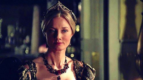  Joely Richardson as Catherine Parr