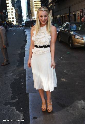 Kaley visiting "The Late Zeigen with David Letterman"