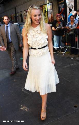  Kaley visiting "The Late mostra with David Letterman"