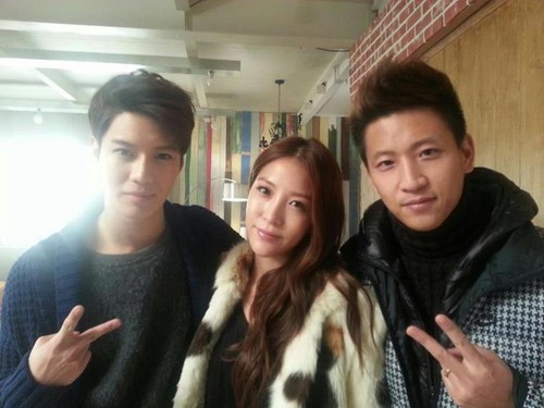  Kwon BoA, SHINee Taemin, and BoA's Brother