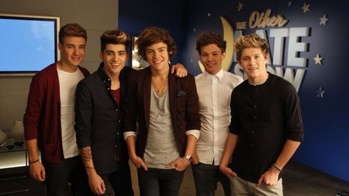  One Direction :)