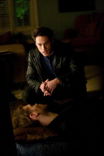  The Vampire Diaries - Episode 4.14 - Down the Rabbit Hole - Promotional Fotos