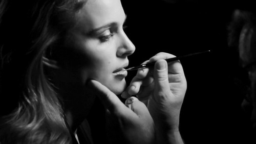  Behind the Shoot Of Diorshow Iconic Overcurl & Mono Eyeshadow