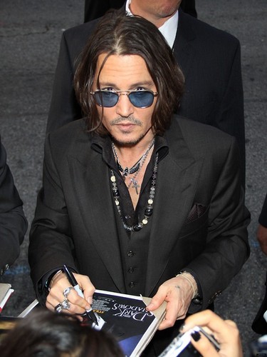  J. Depp <3