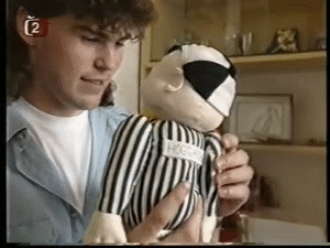  Jagr and funny toy